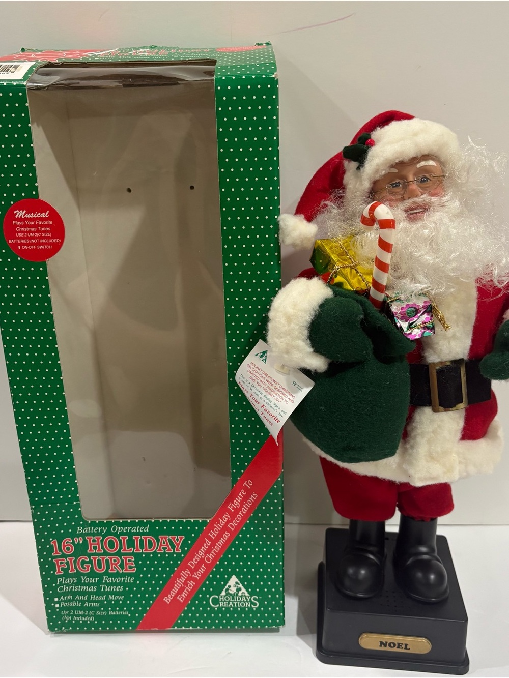 Vintage Christmas Musical Santa Claus 16” Figure Holiday Creations 1993 Moves